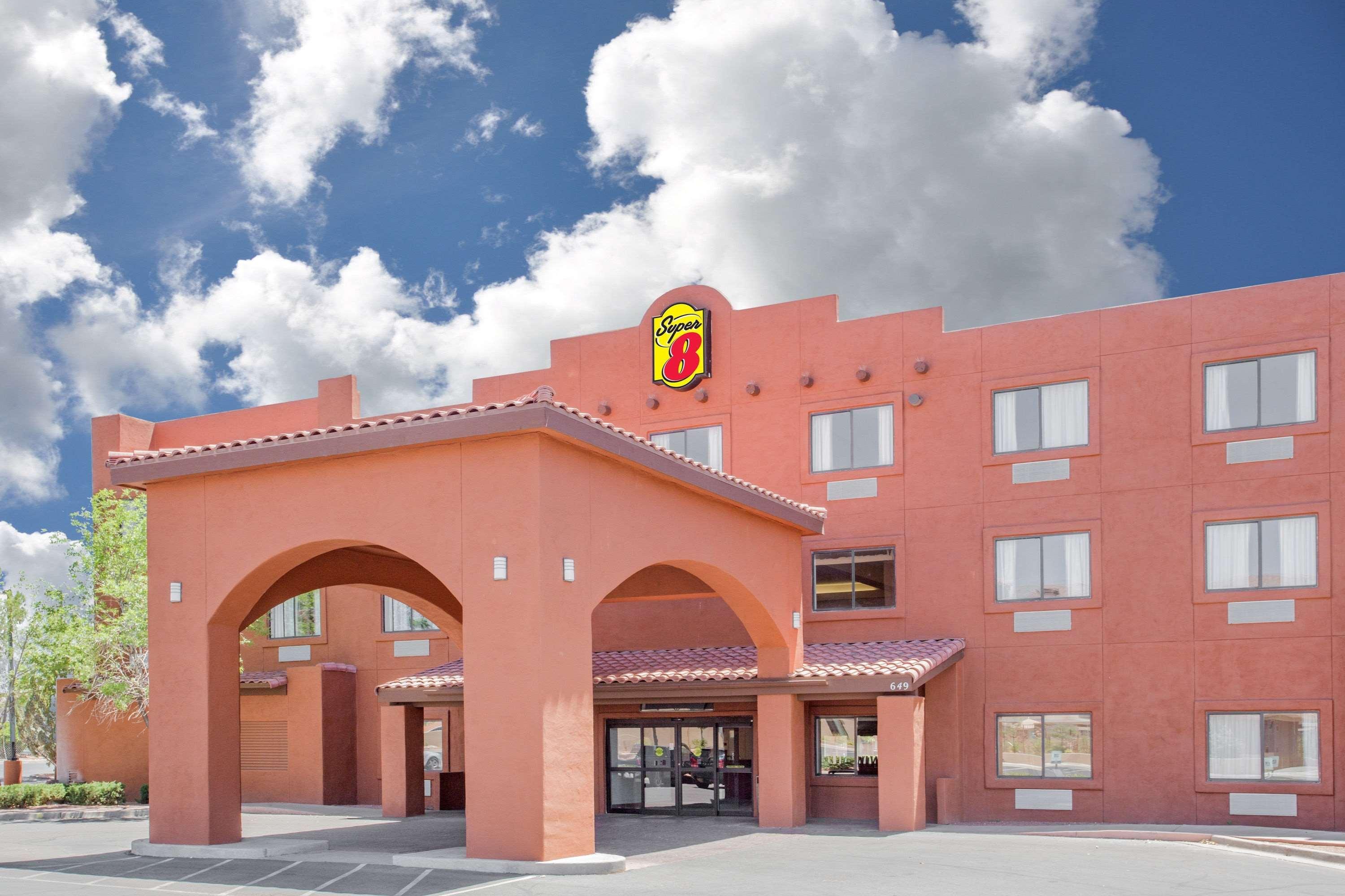 Super 8 By Wyndham Page/Lake Powell Exteriör bild